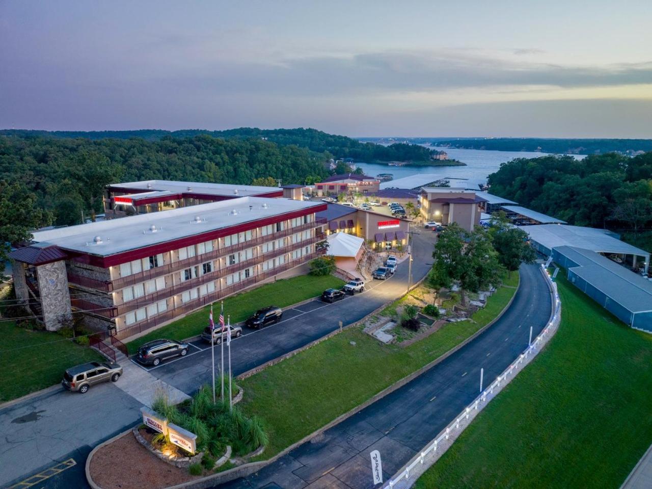 The Resort At Lake Of The Ozarks Buitenkant foto